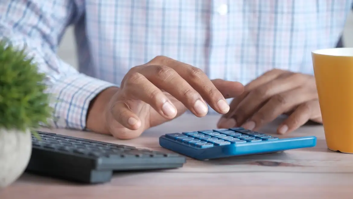 Working out closing figures