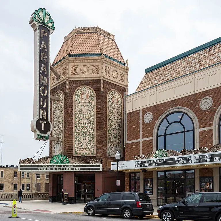 view of historic Paramount Theatre in downtown Aurora, Illinois